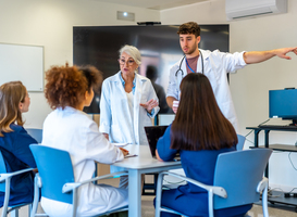 Normal_medical-team-meeting-discussing-patient-cases-and-2025-06-04-20-31-53-utc